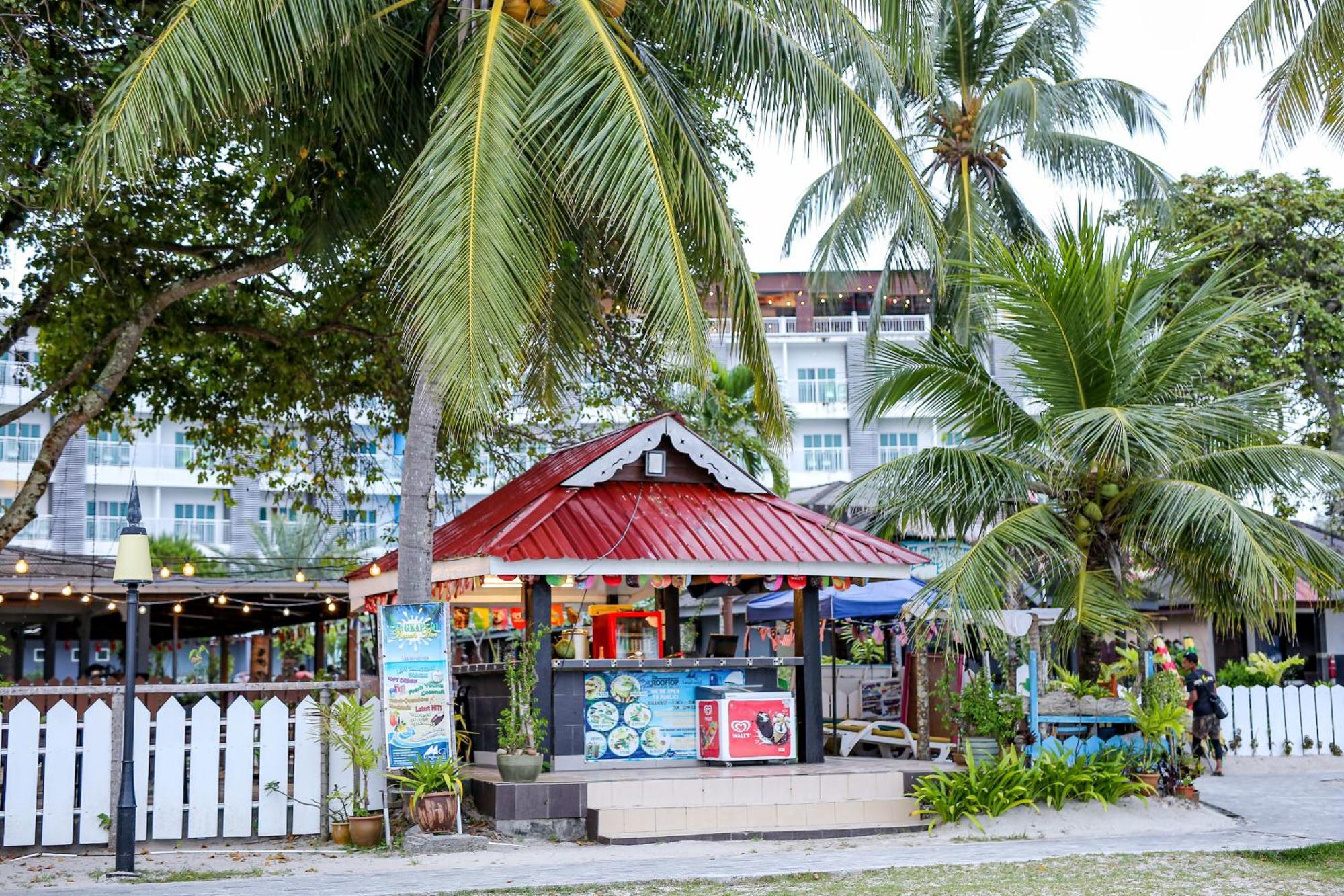 Langkapuri Resort Langkawi Pantai Cenang  Buitenkant foto
