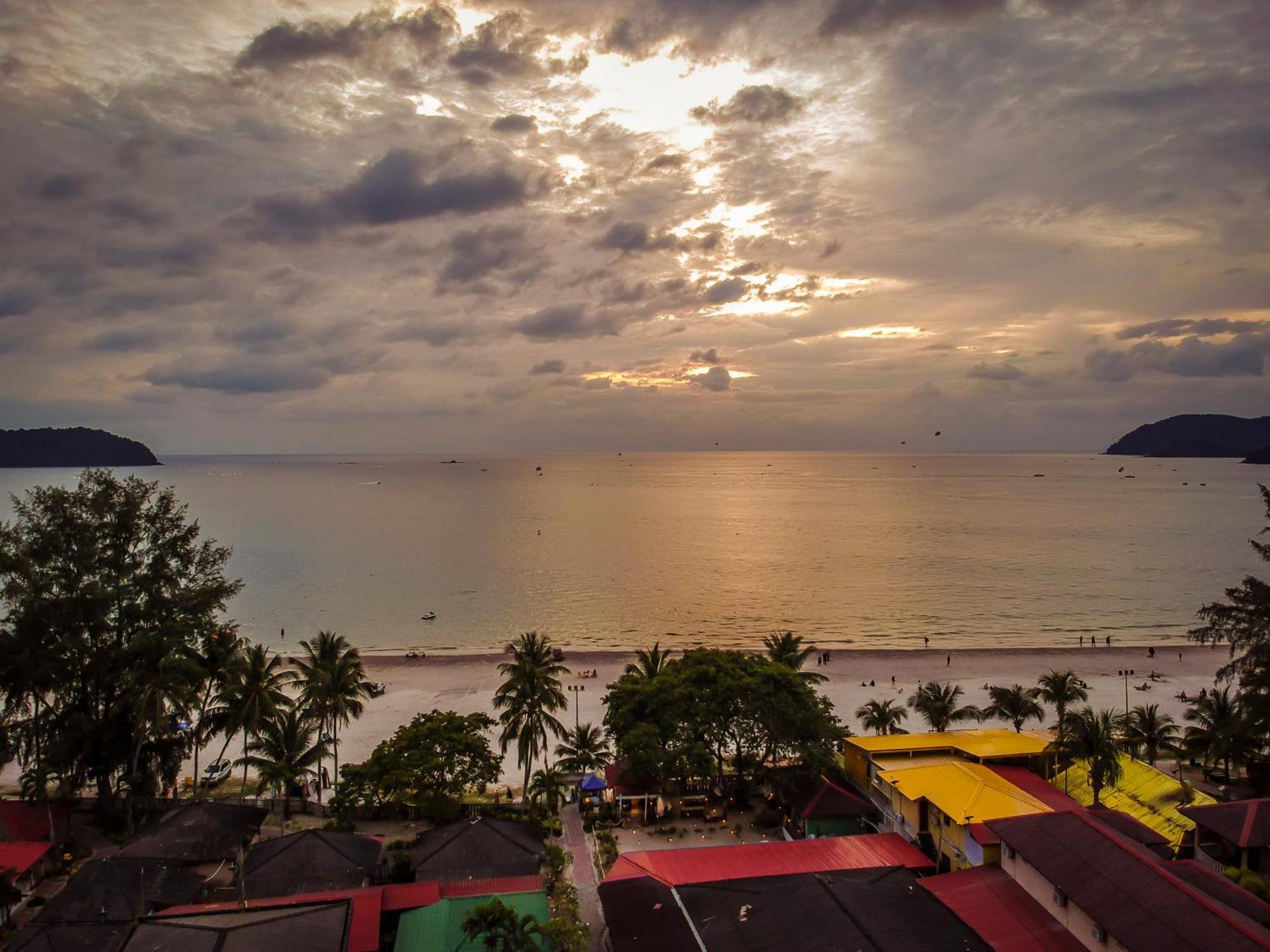 Langkapuri Resort Langkawi Pantai Cenang  Buitenkant foto
